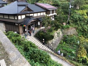 山寺へ行ってきました 阿部多株式会社